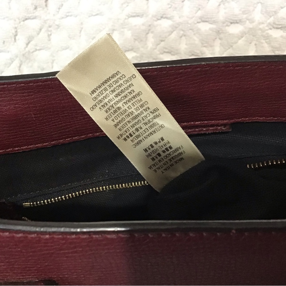Burberry Bags - Picture 14 of 16